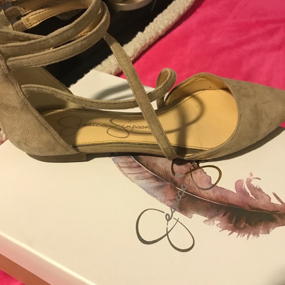 Tan flats - Picture 3 of 3